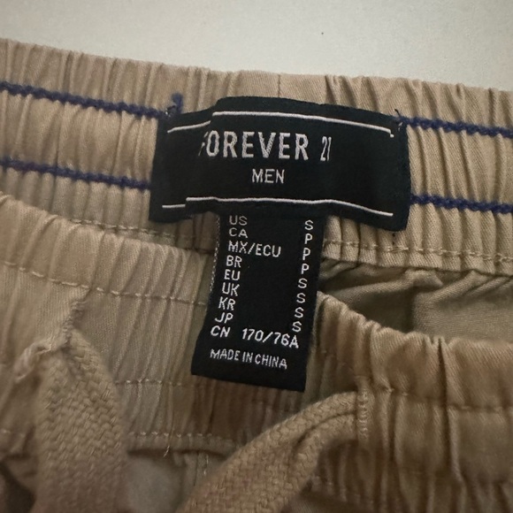 BUNDLE Forever 21 Men’s Pants - Picture 4 of 7